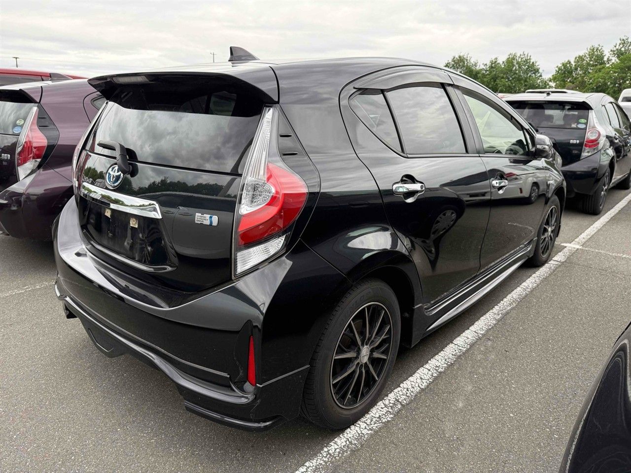 Vehicle image 2