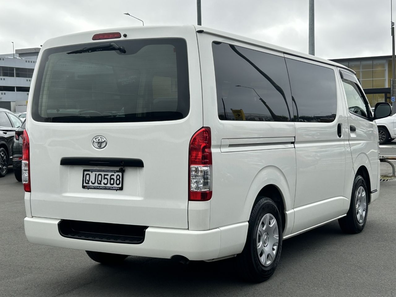 Vehicle image 3