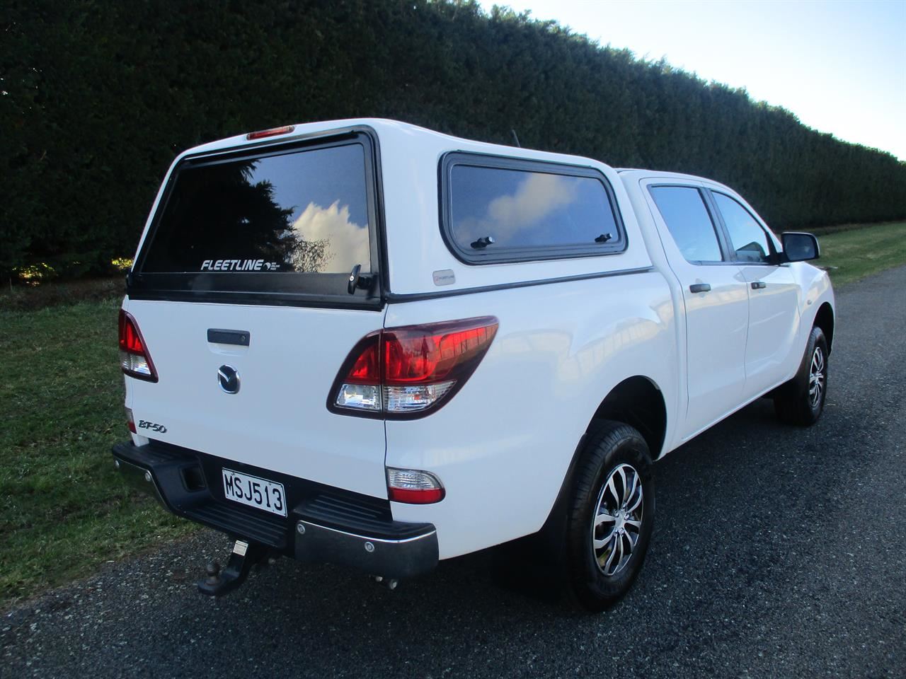 Vehicle image 4