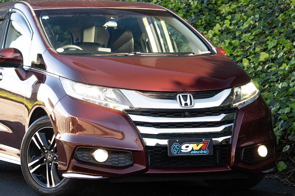 Vehicle image 3