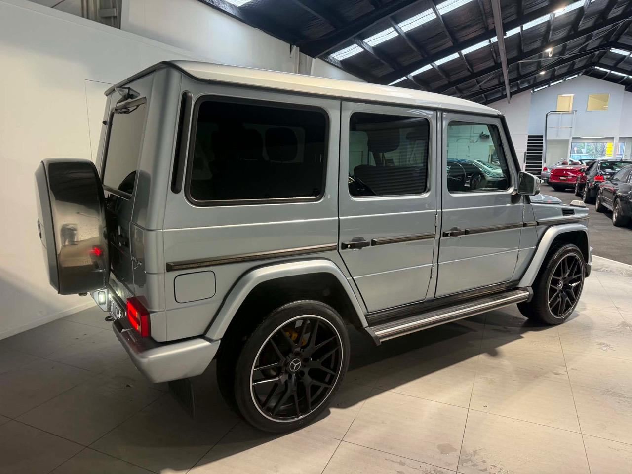 Vehicle image 5