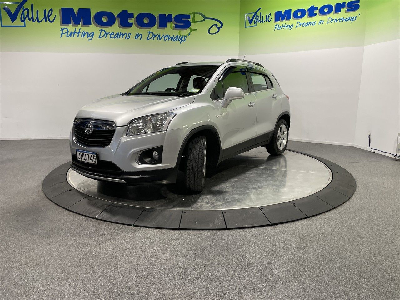 Vehicle image 3