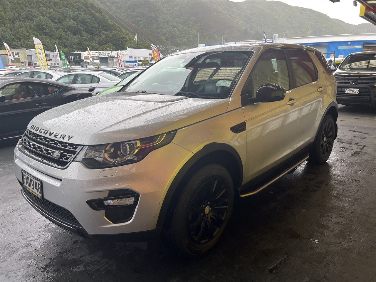 Vehicle image 3
