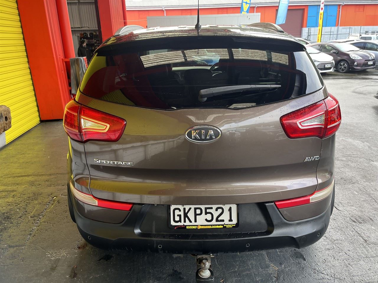 Vehicle image 5