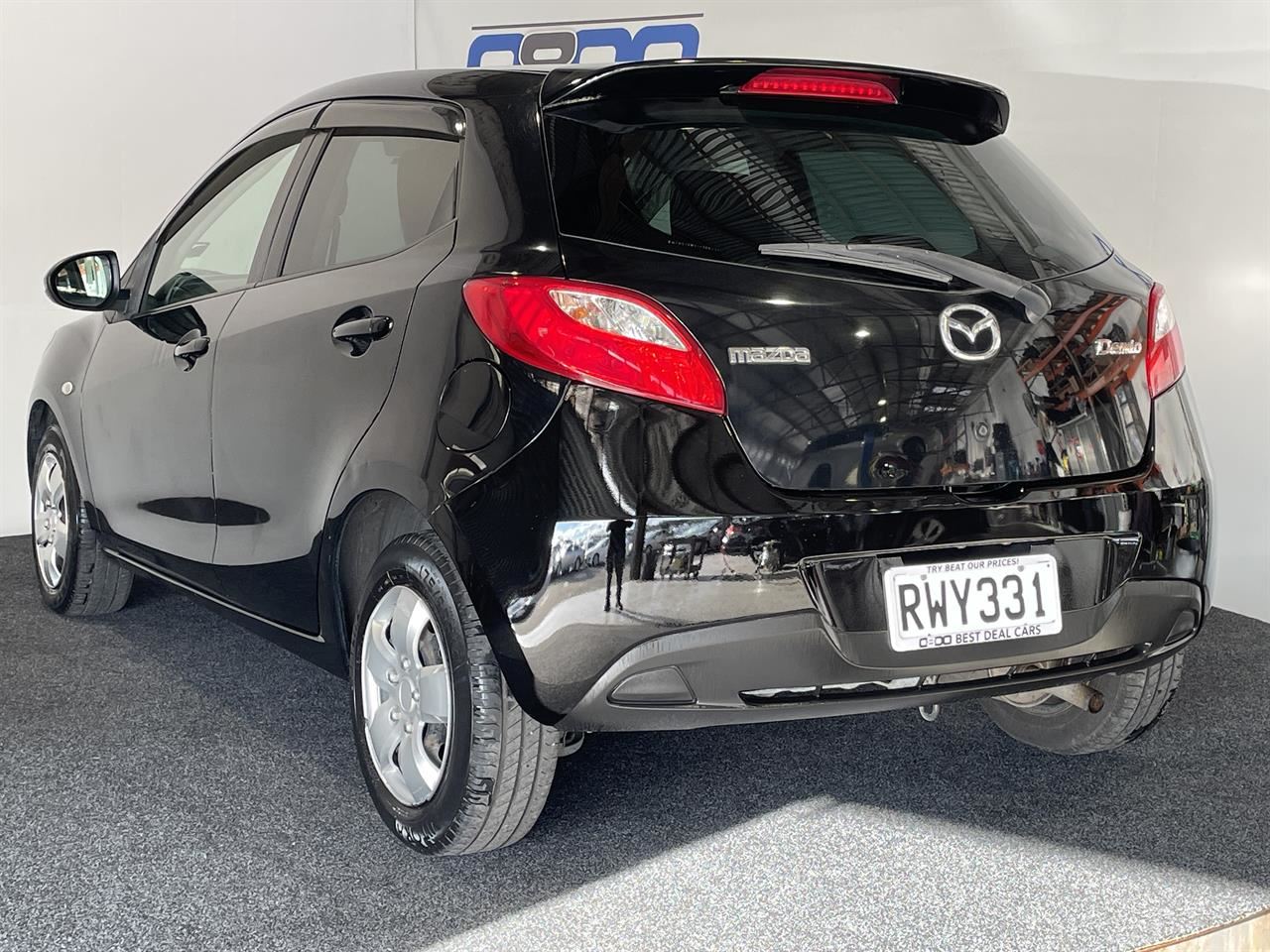 Vehicle image 4