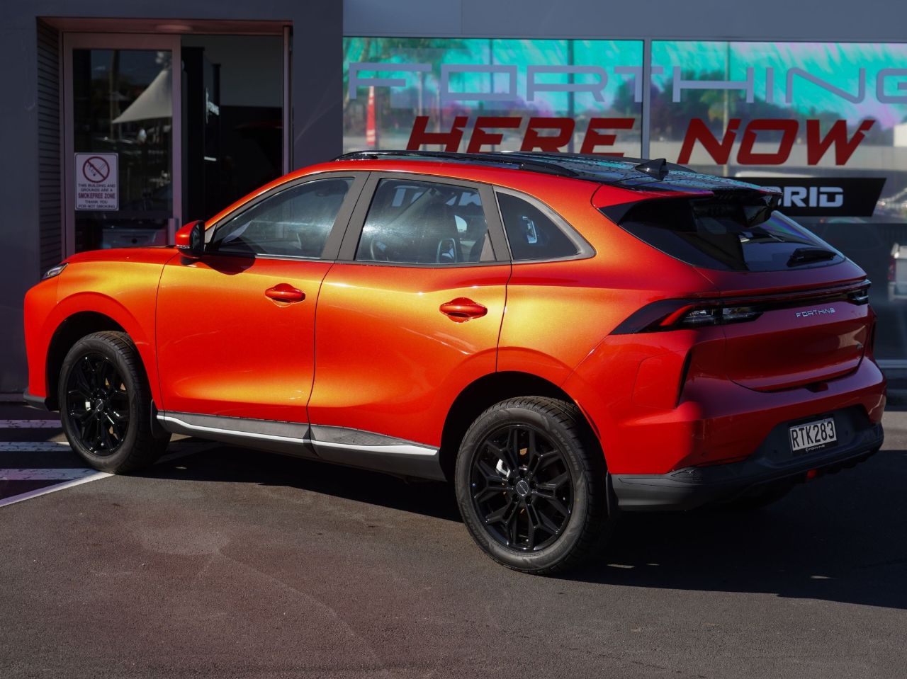 Vehicle image 3