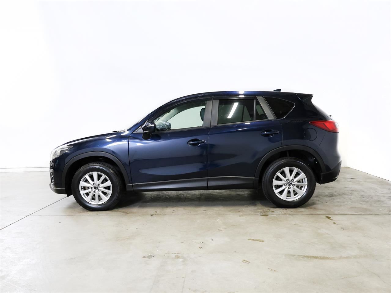 Vehicle image 5