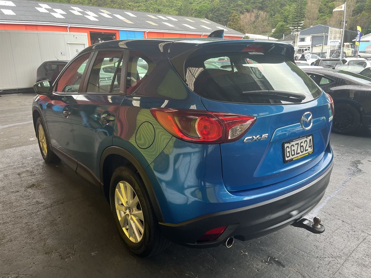 Vehicle image 4
