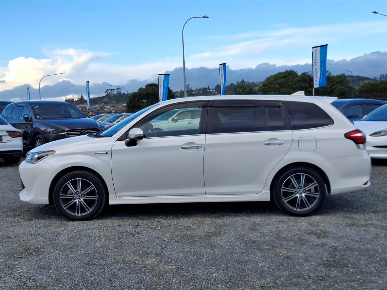 Vehicle image 4