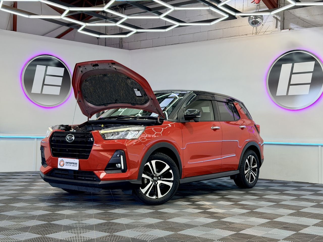 Vehicle image 3