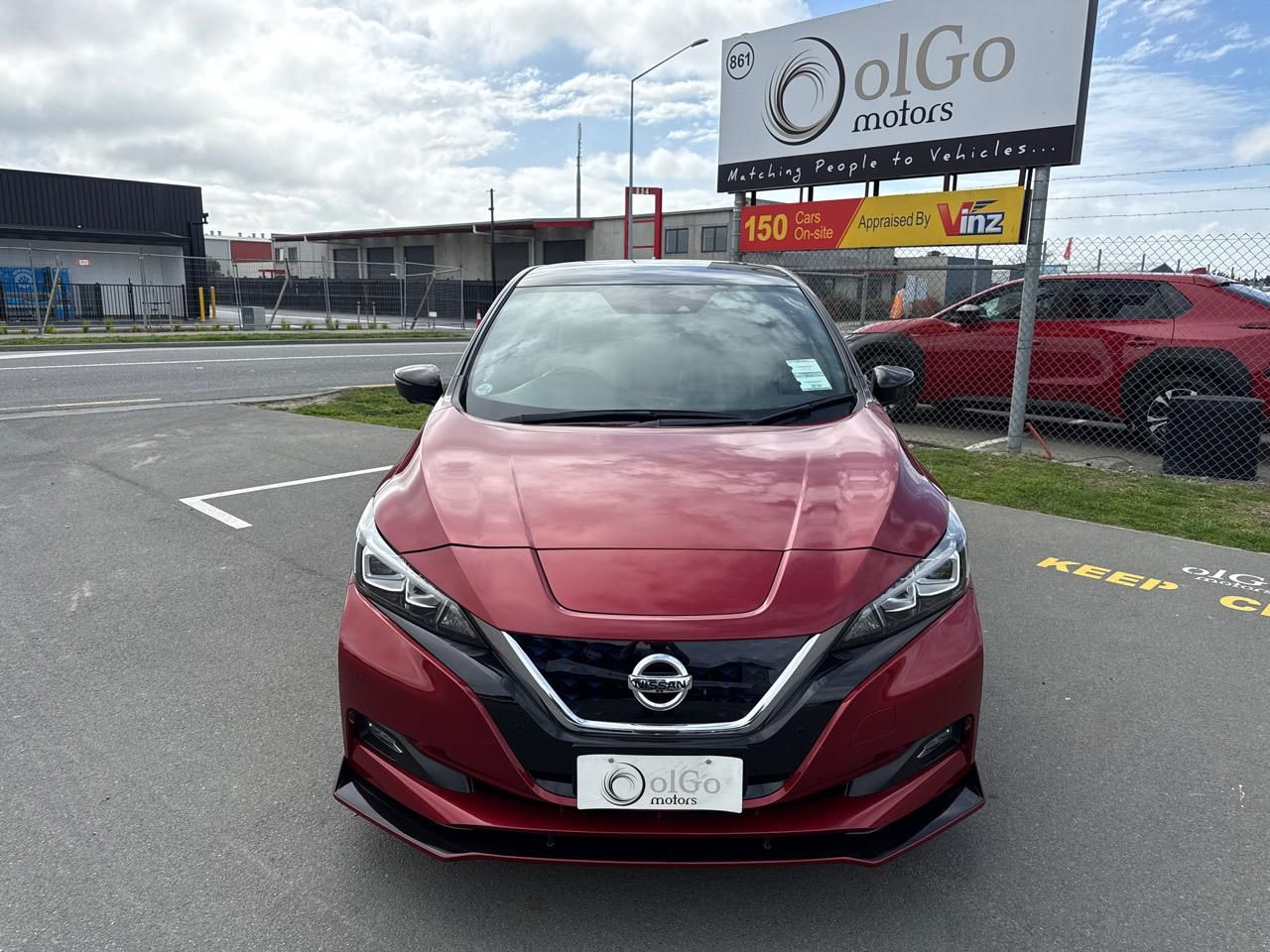 Vehicle image 3