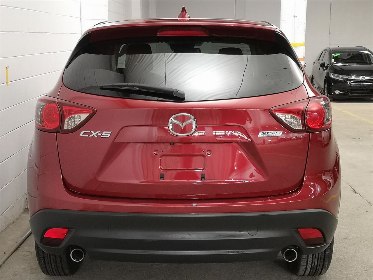Vehicle image 5