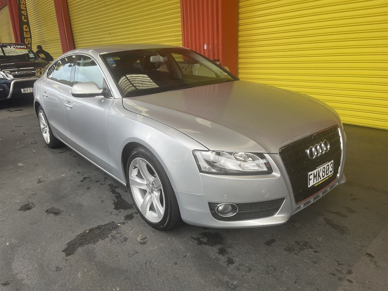 Vehicle image 1