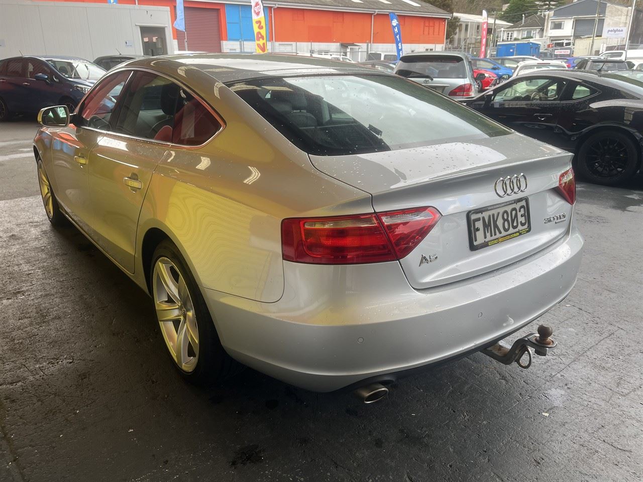 Vehicle image 4