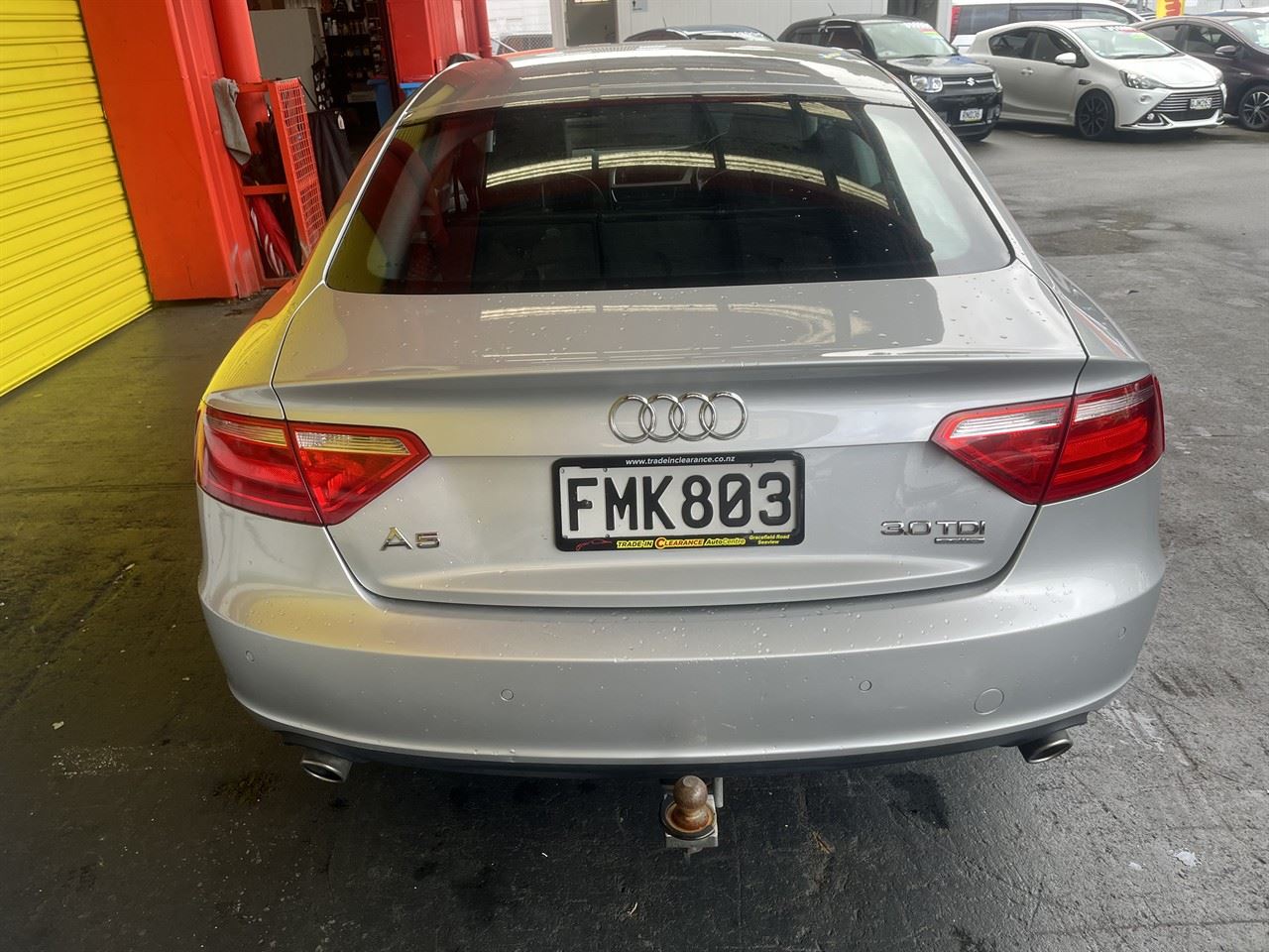 Vehicle image 5