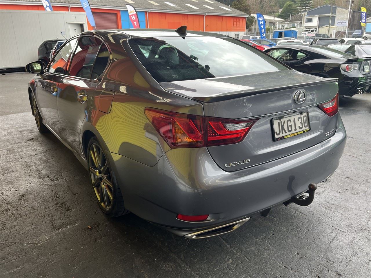 Vehicle image 4