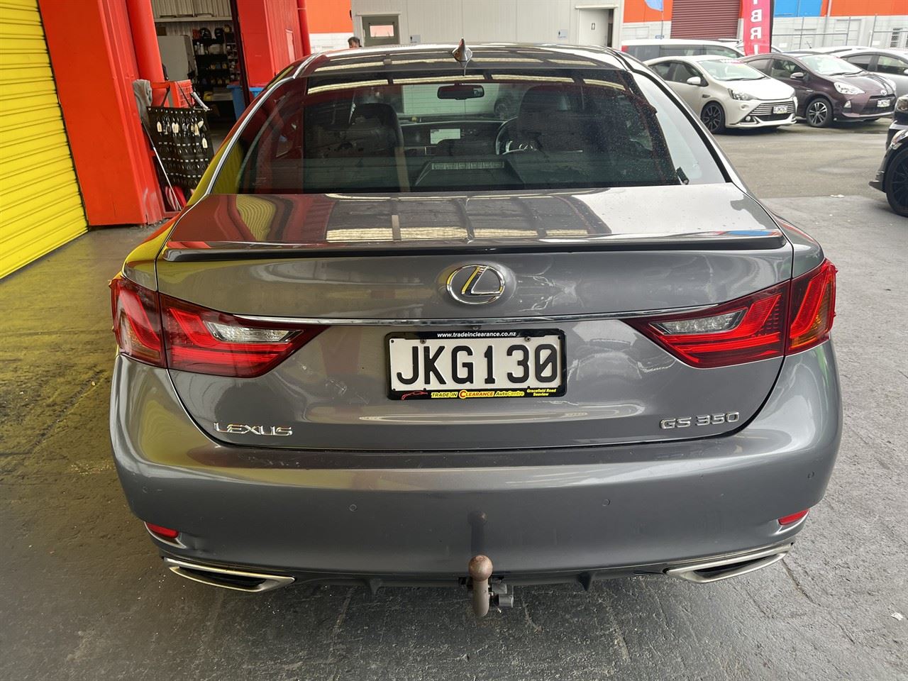 Vehicle image 5