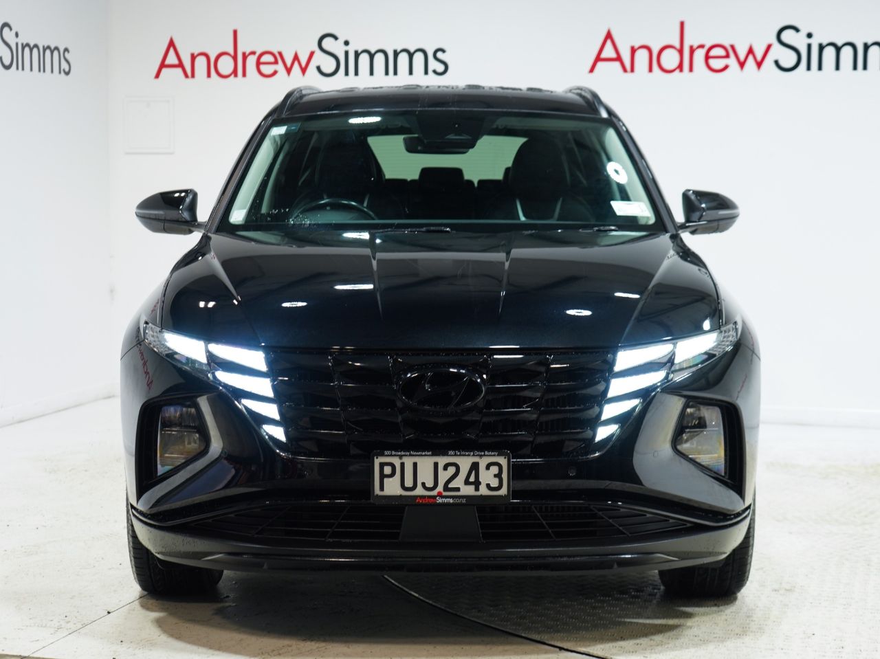 Vehicle image 4