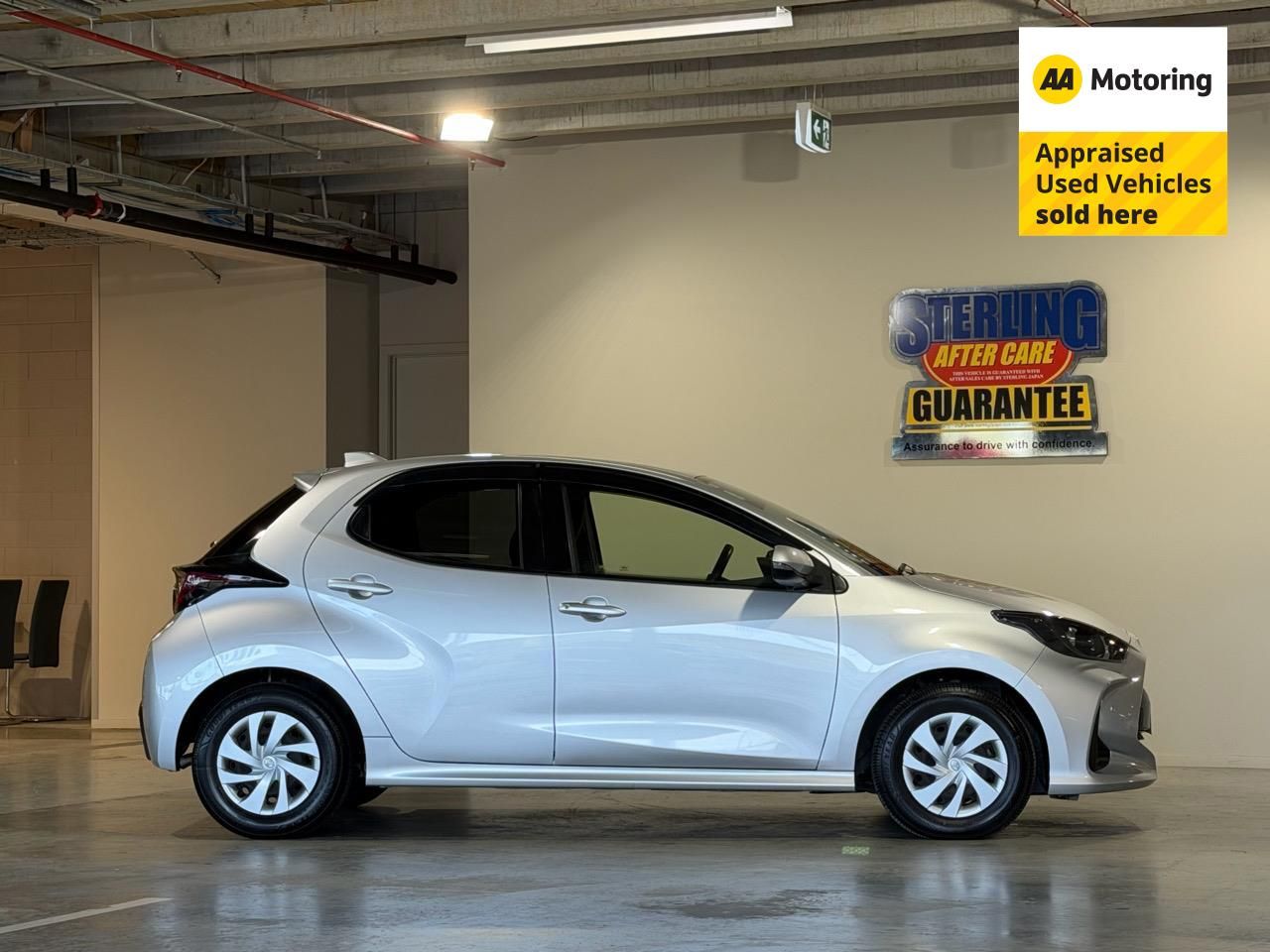 Vehicle image 4