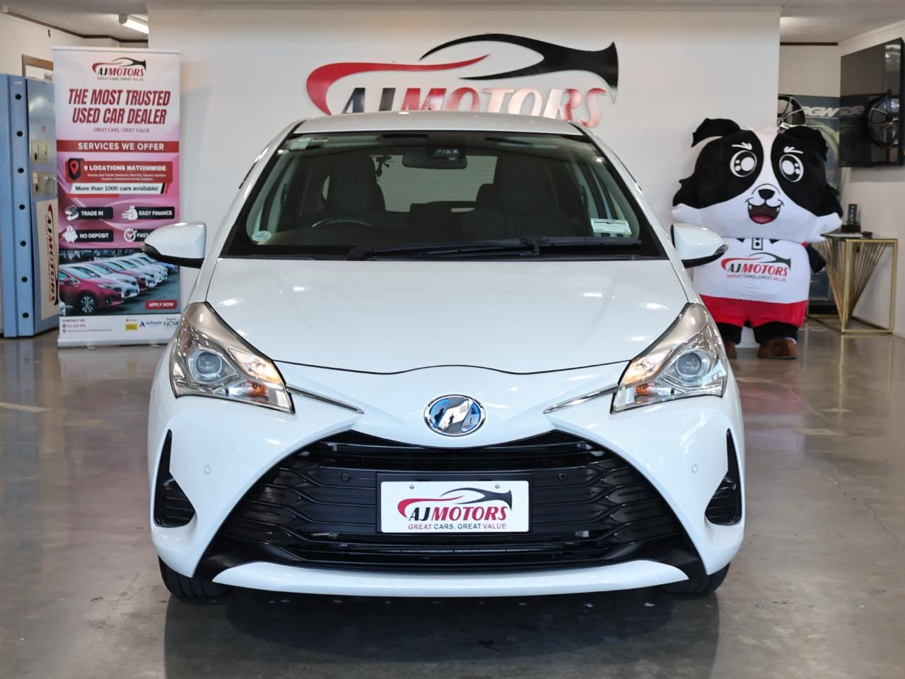 Vehicle image 2