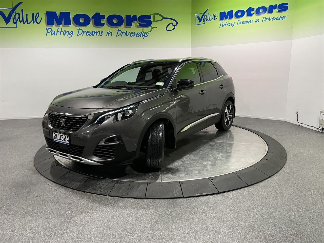 Vehicle image 3