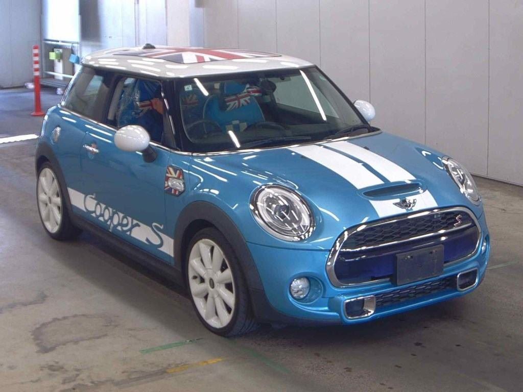 Vehicle image 1