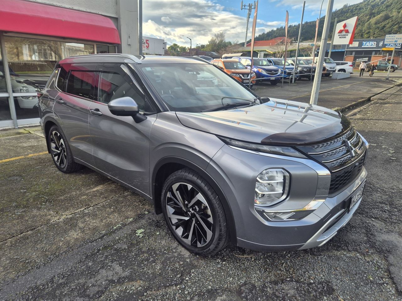 Vehicle image 1