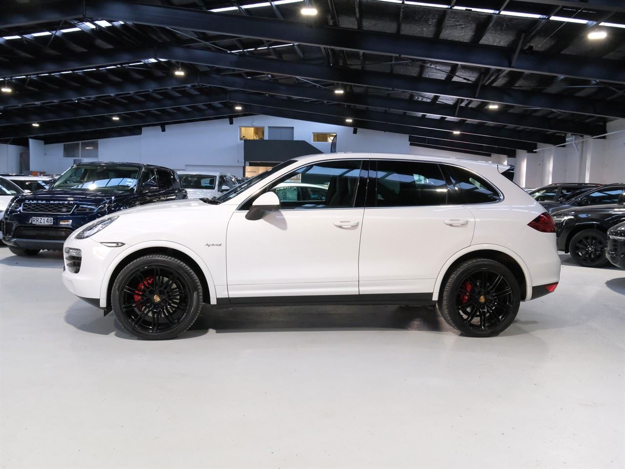 Vehicle image 5