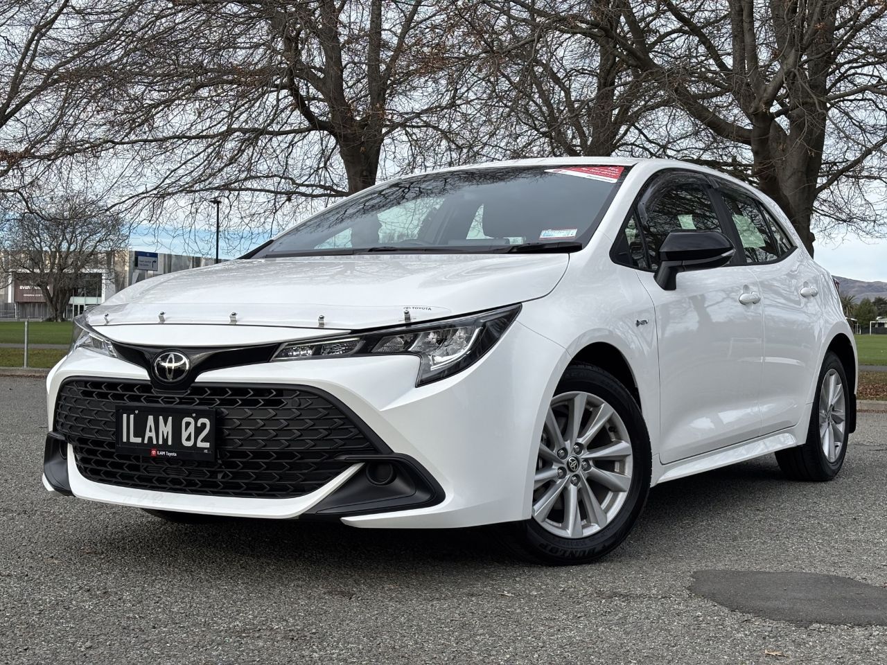 Vehicle image 3