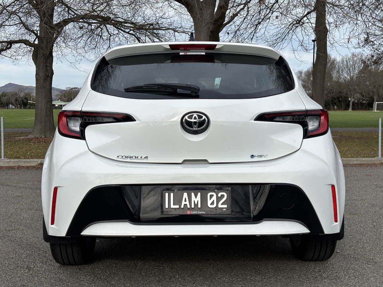 Vehicle image 4