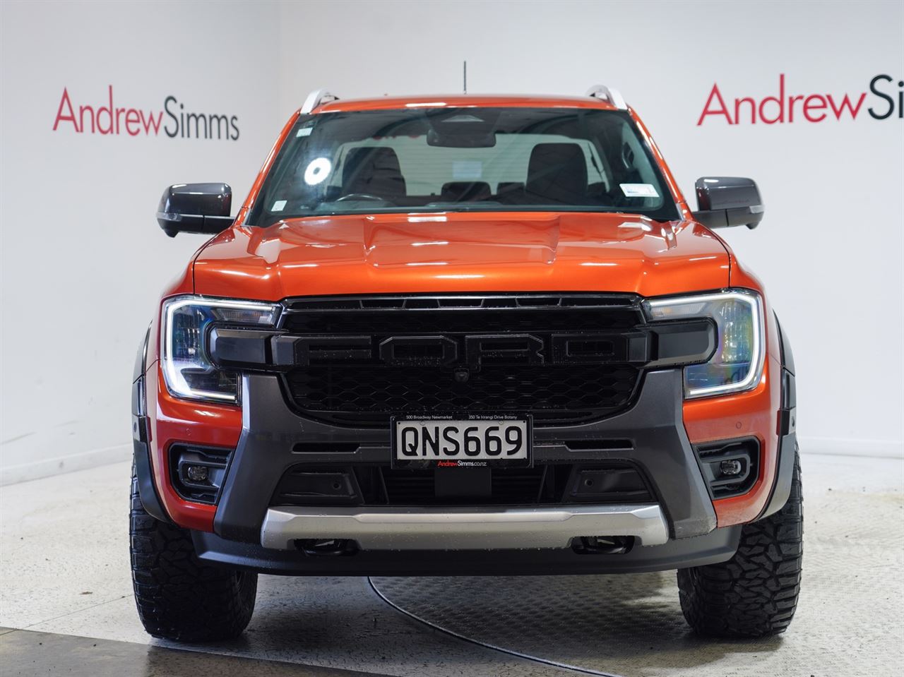 Vehicle image 4