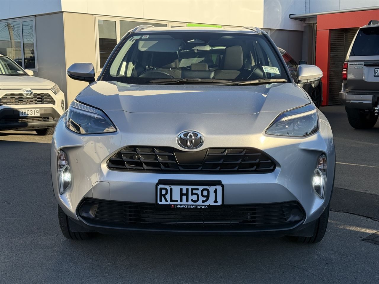 Vehicle image 5
