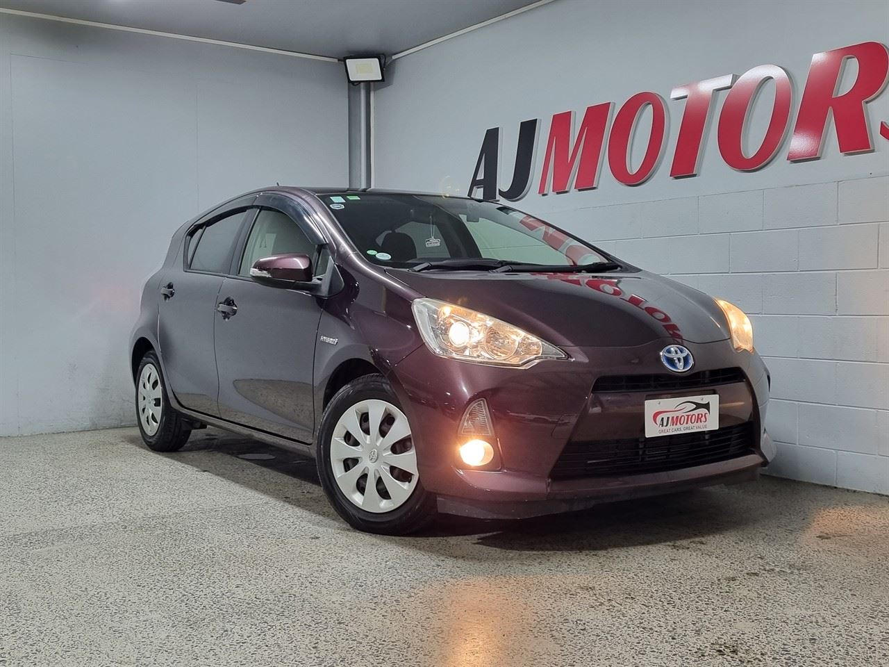 Vehicle image 1