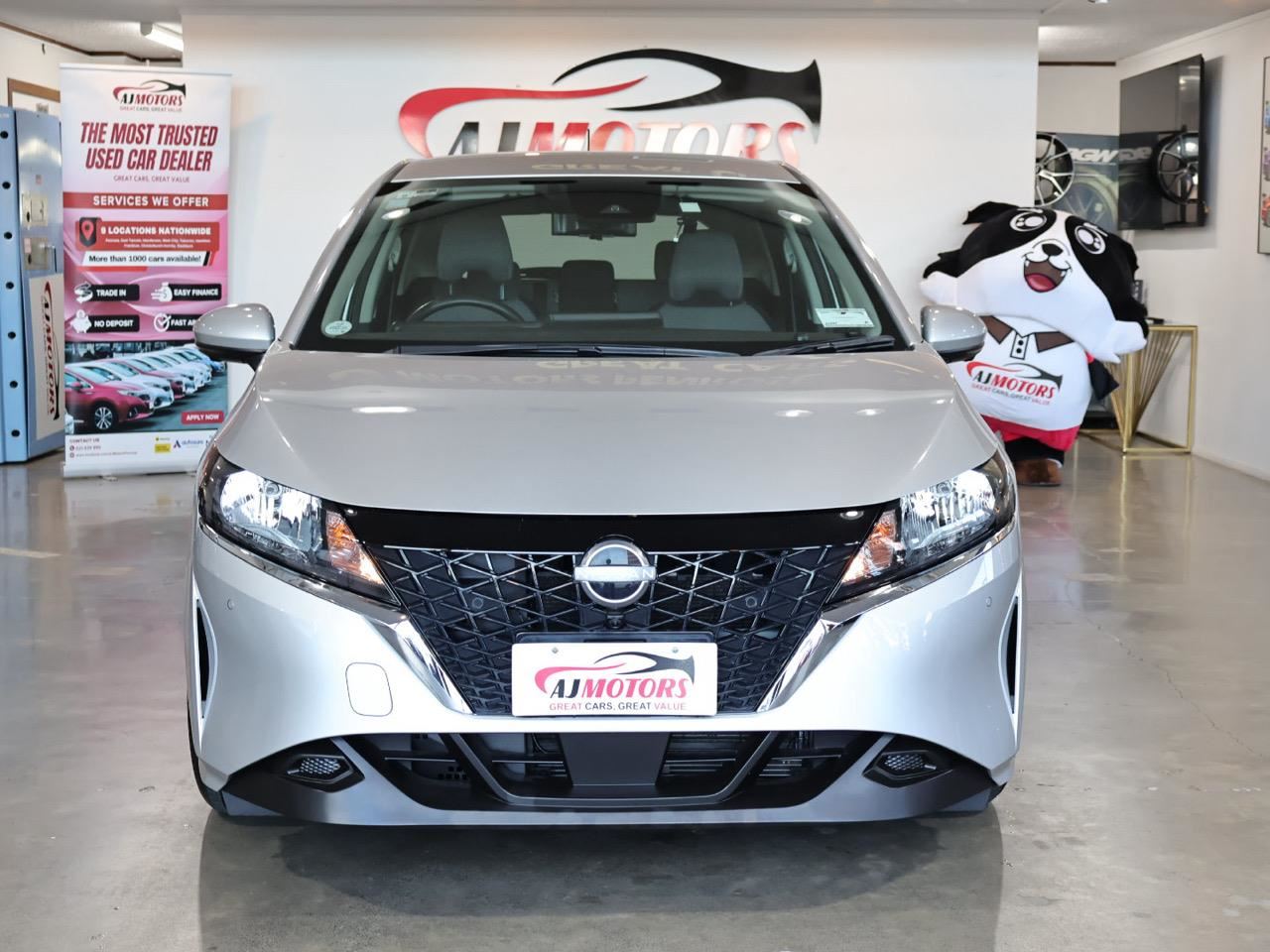 Vehicle image 2