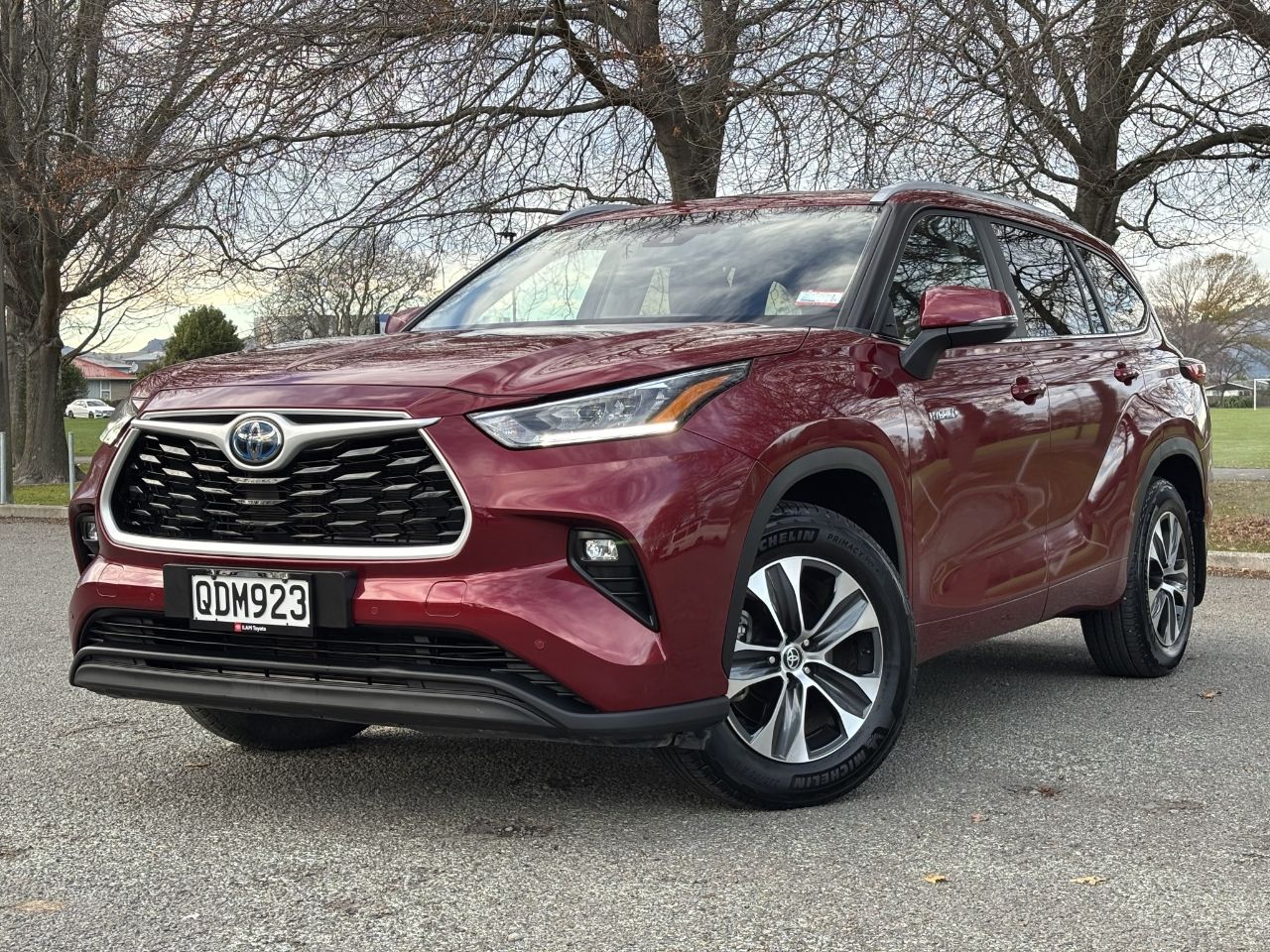 Vehicle image 3