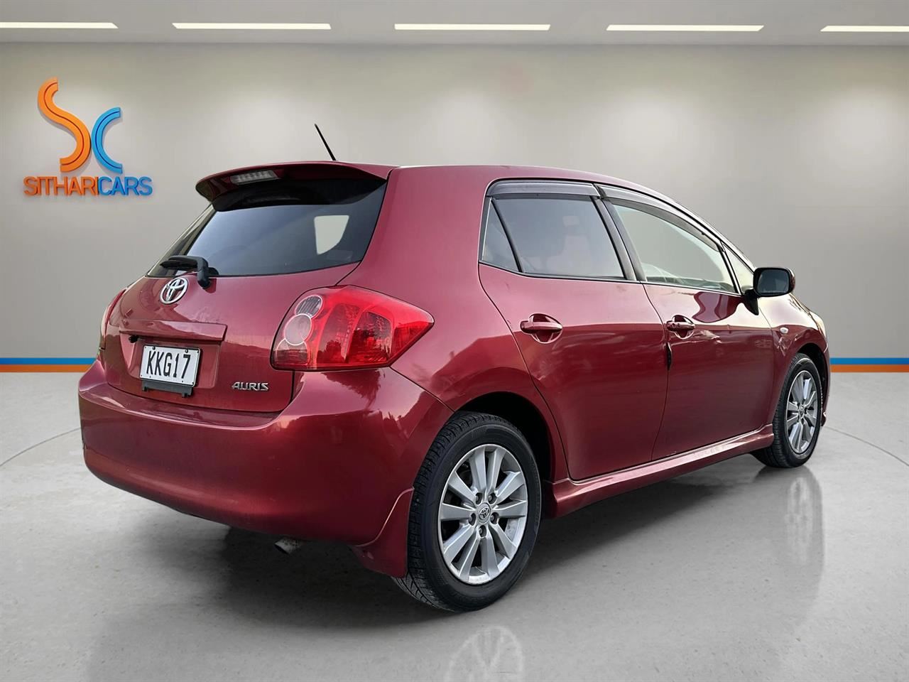 Vehicle image 4