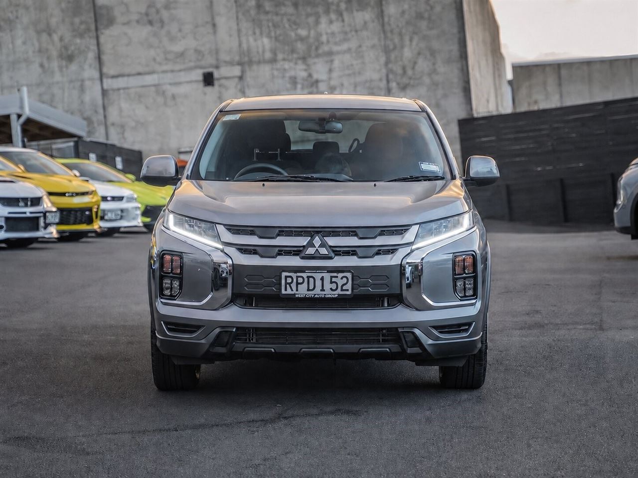Vehicle image 3