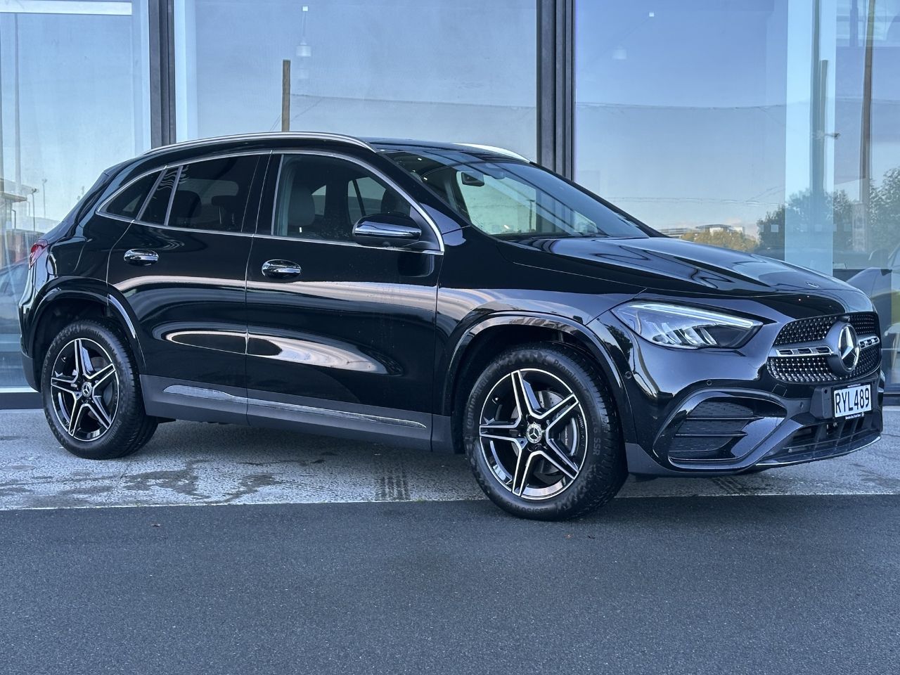 Vehicle image 1