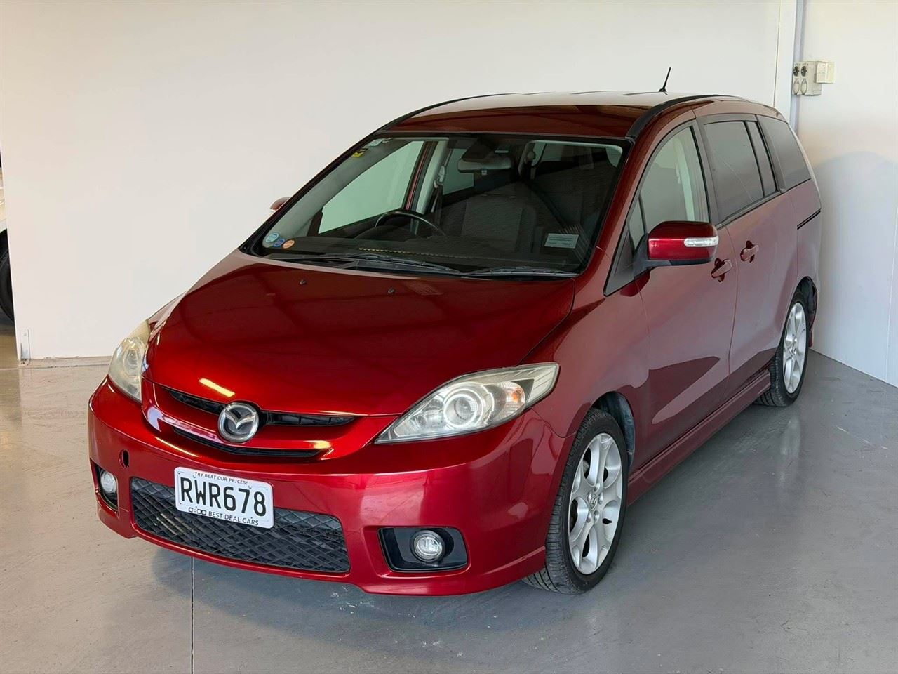 Vehicle image 3