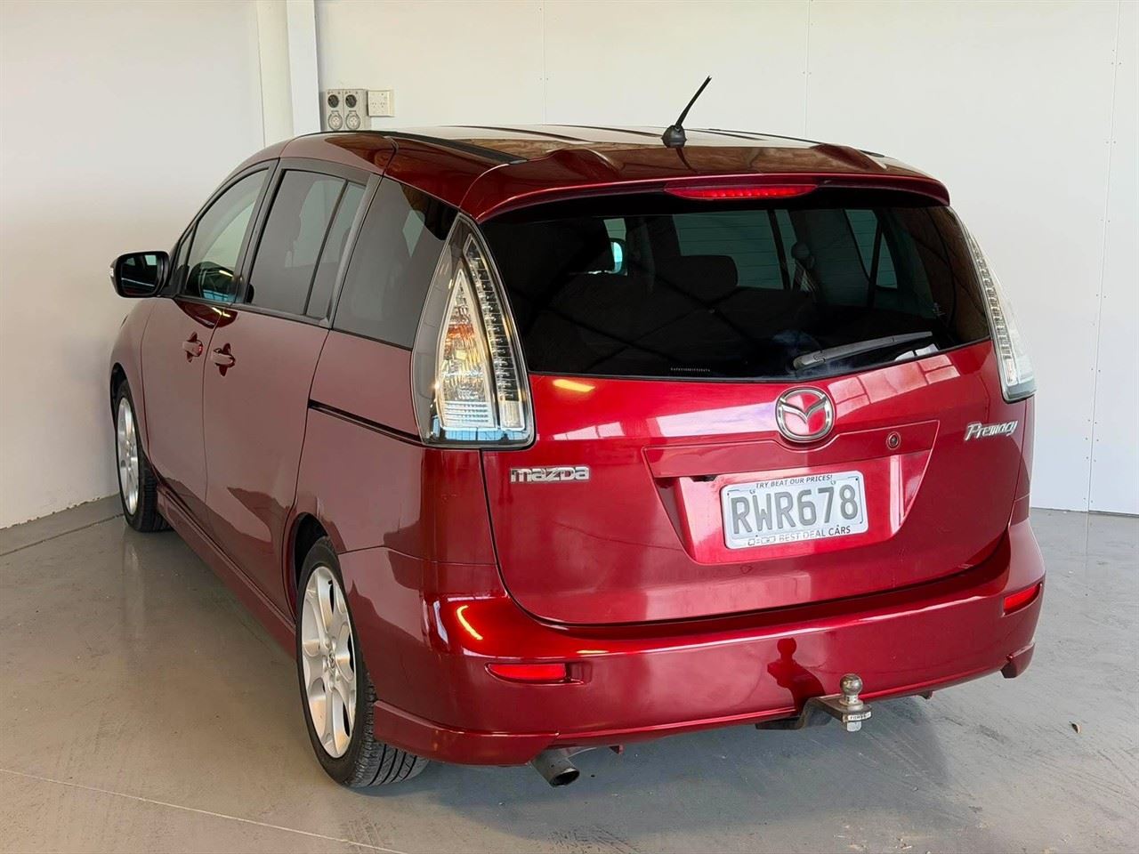 Vehicle image 4