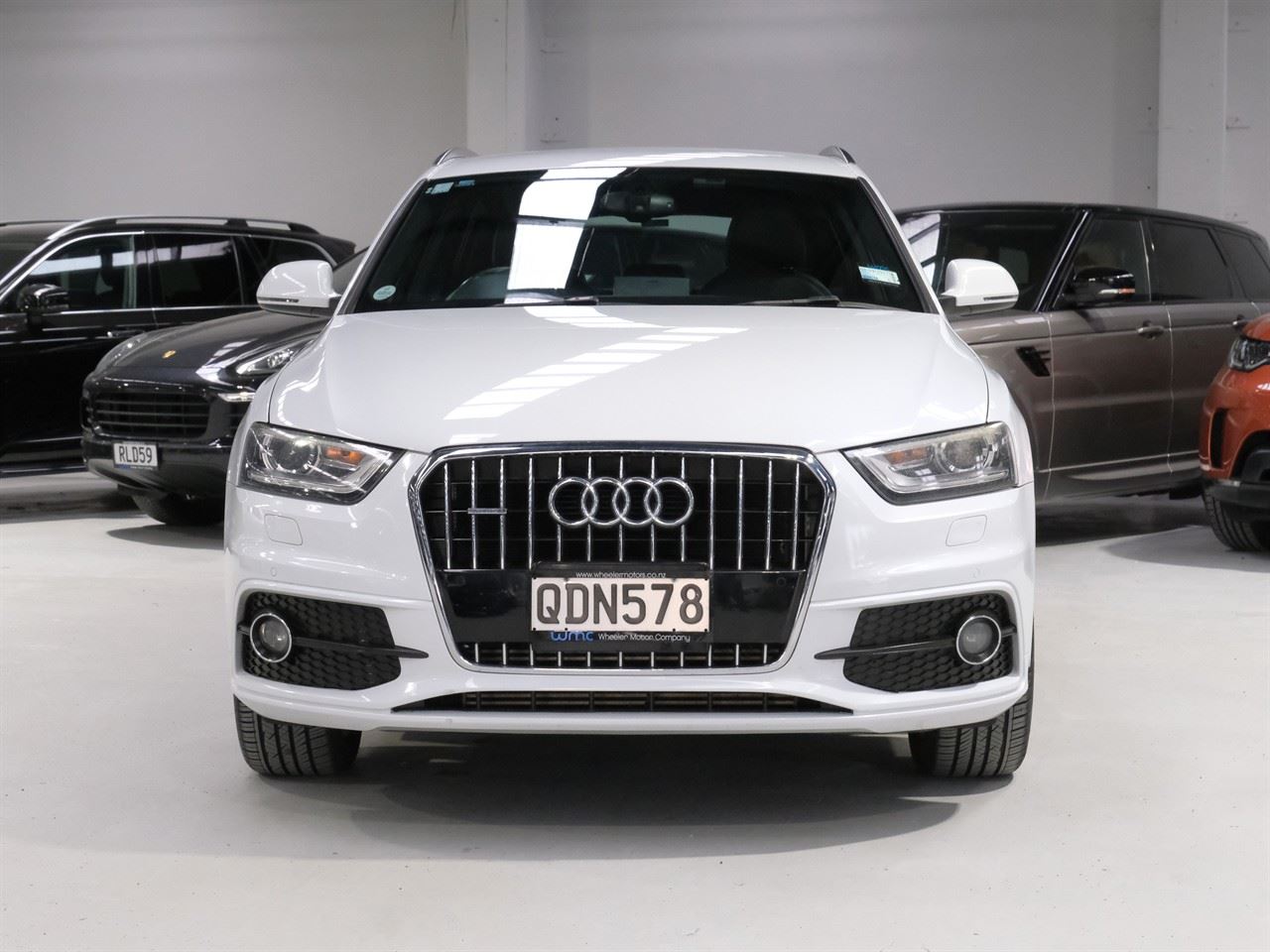 Vehicle image 3
