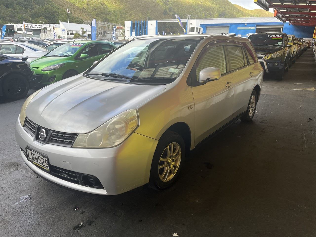 Vehicle image 3