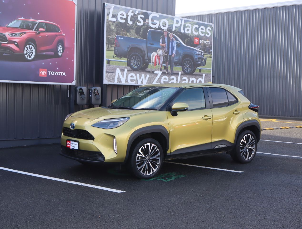 Vehicle image 1