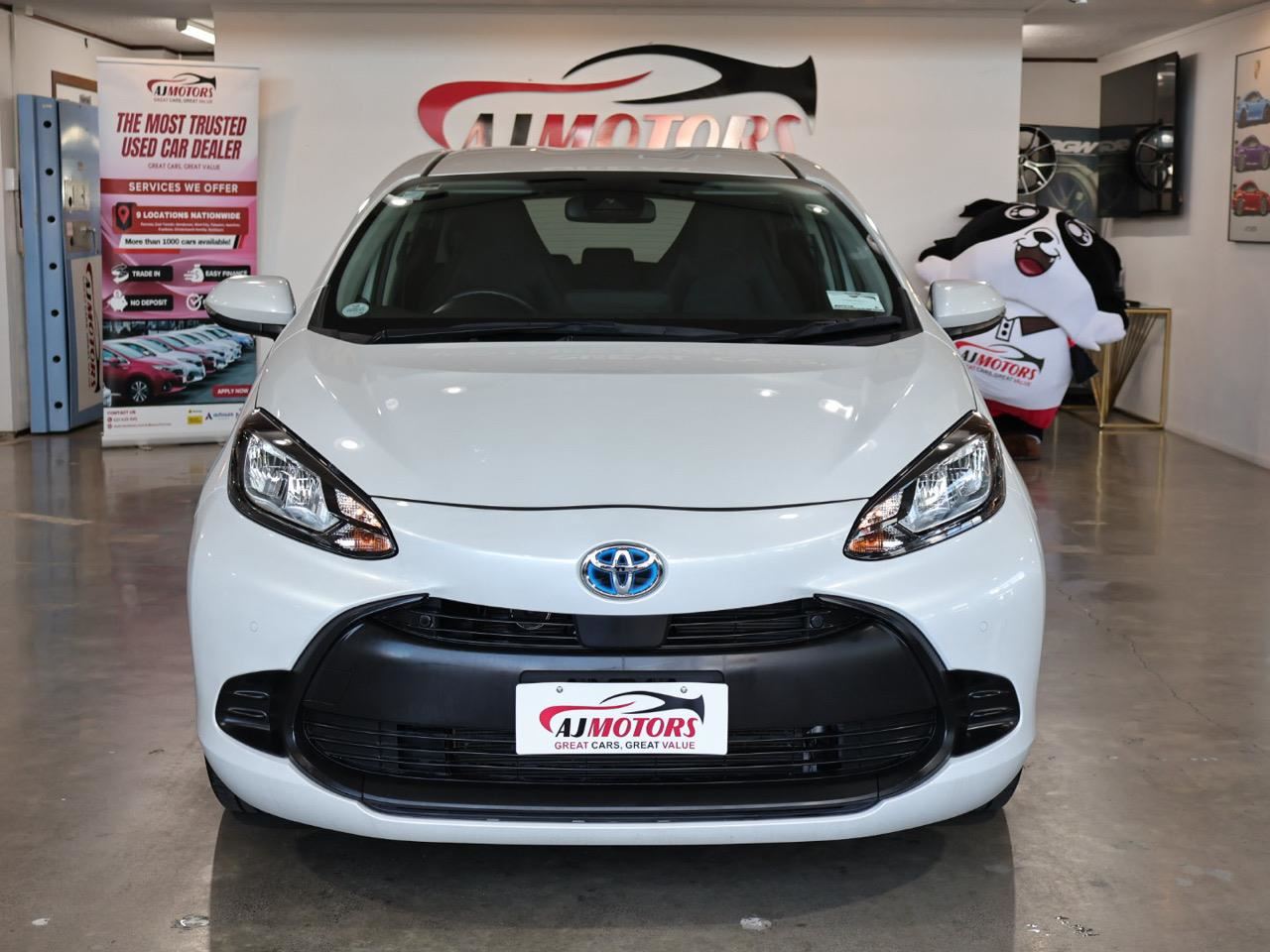 Vehicle image 2