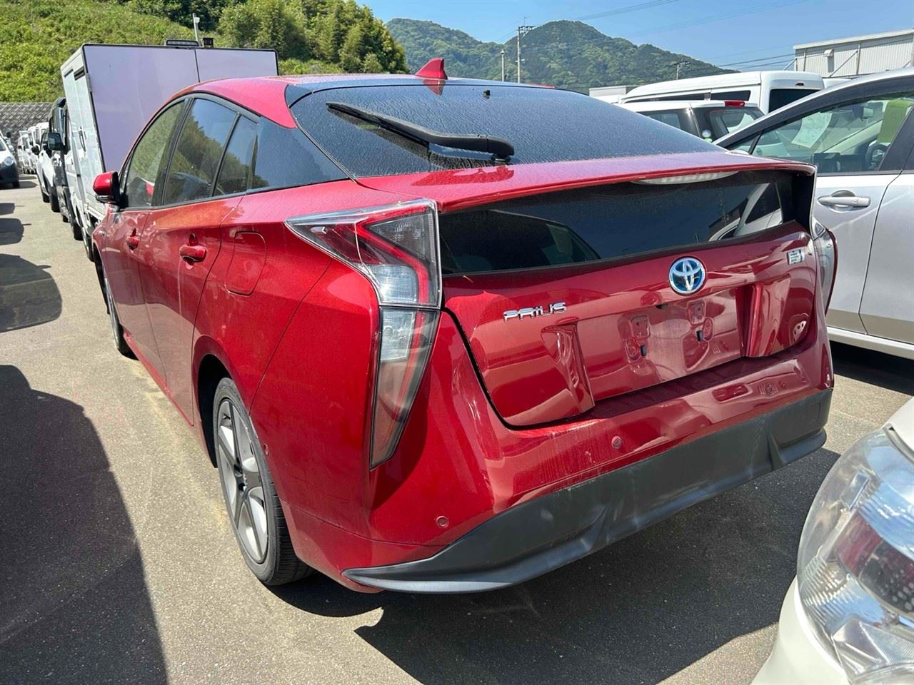 Vehicle image 2