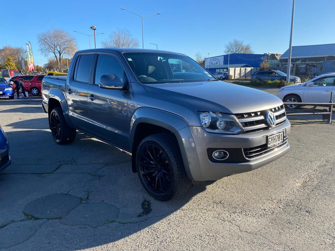Vehicle image 5