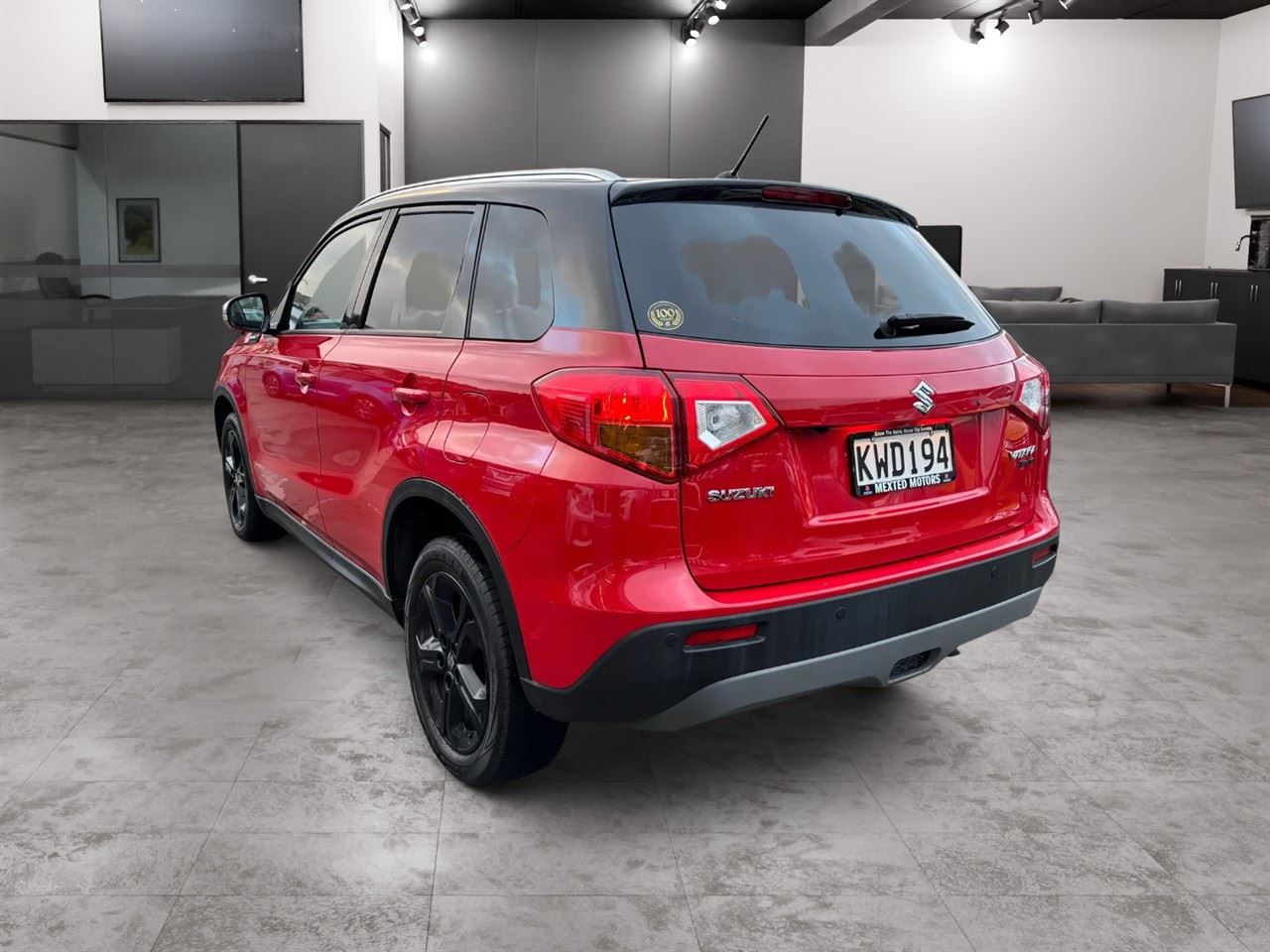 Vehicle image 4