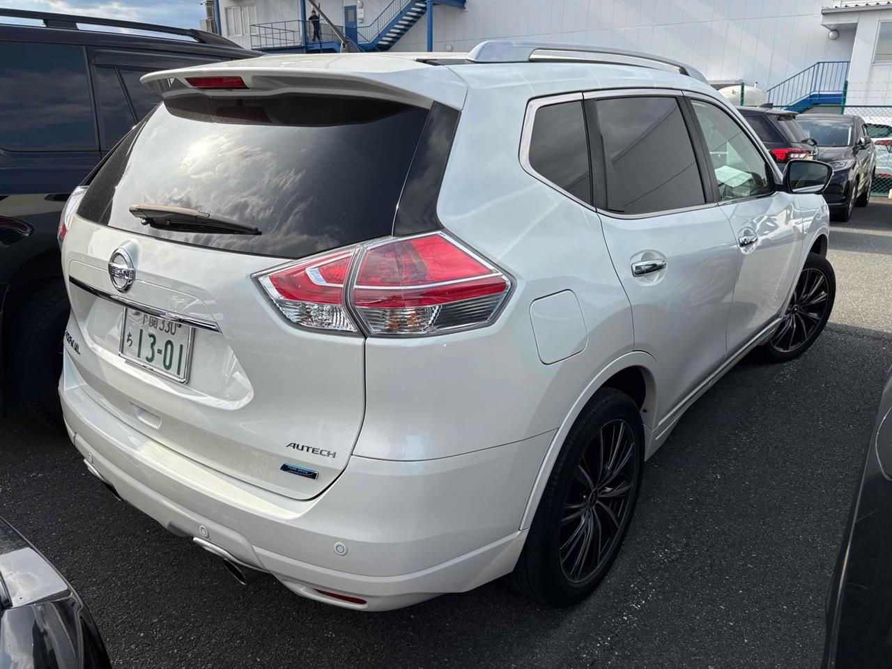 Vehicle image 2