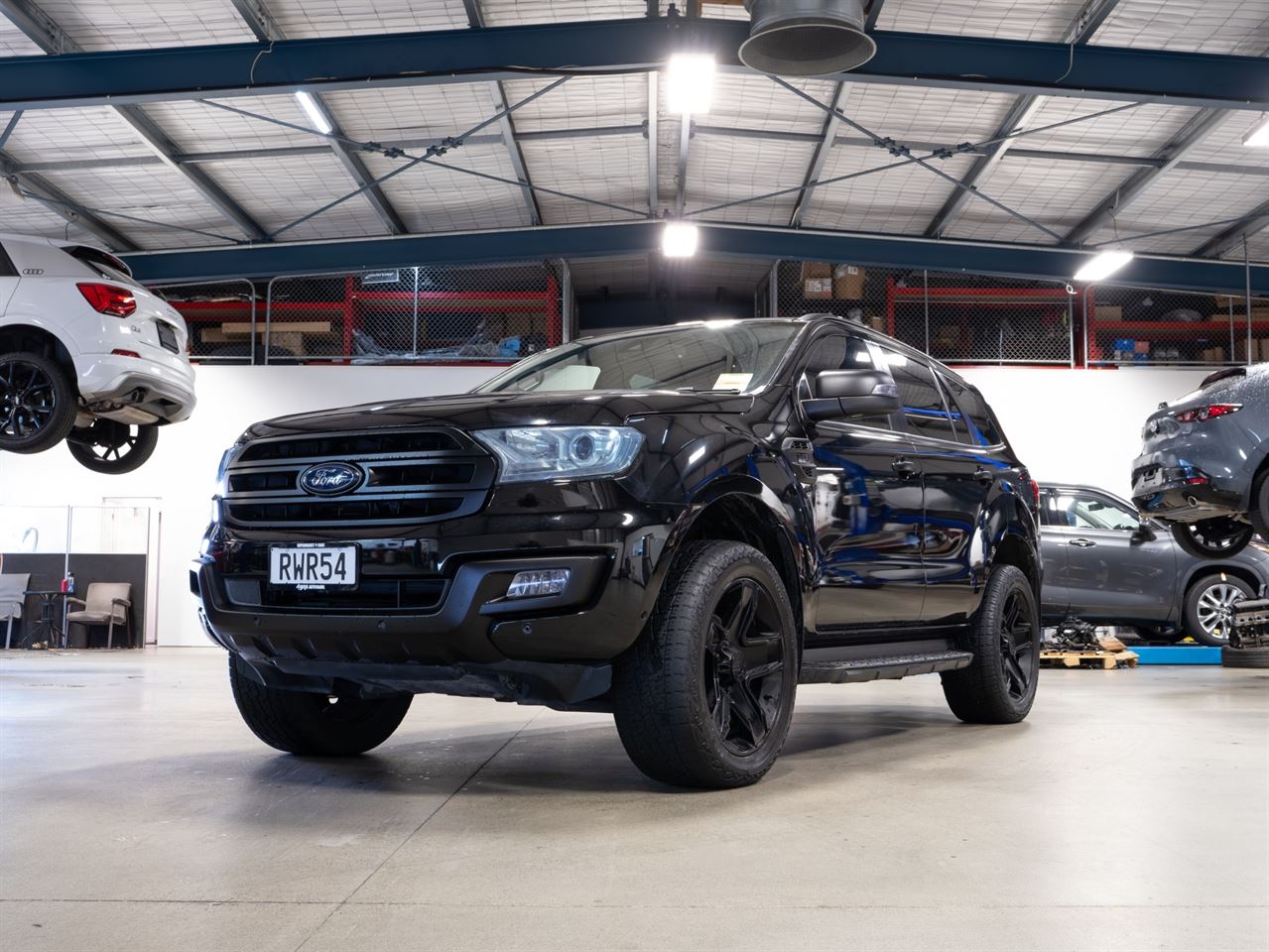Vehicle image 3