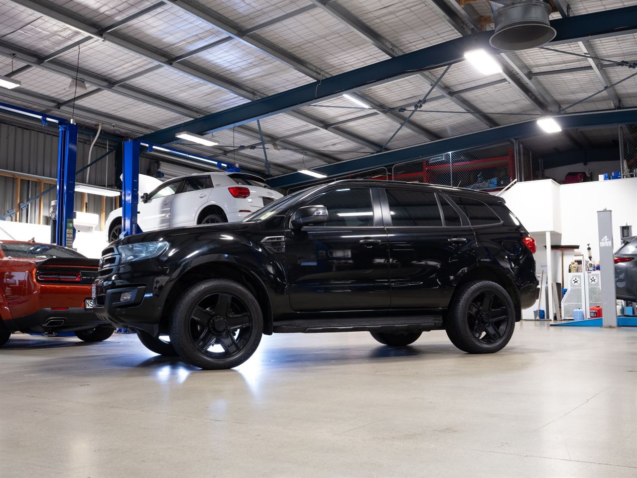 Vehicle image 5